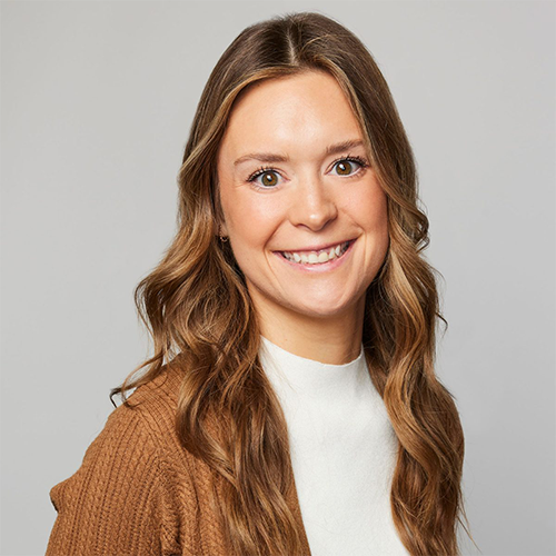 Elena Boxey headshot.